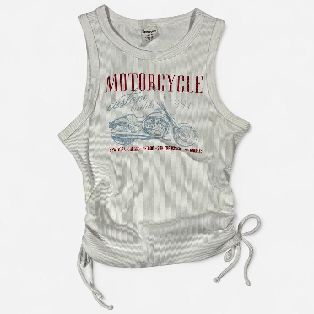 No-boundaries Women's White and Cream Vest